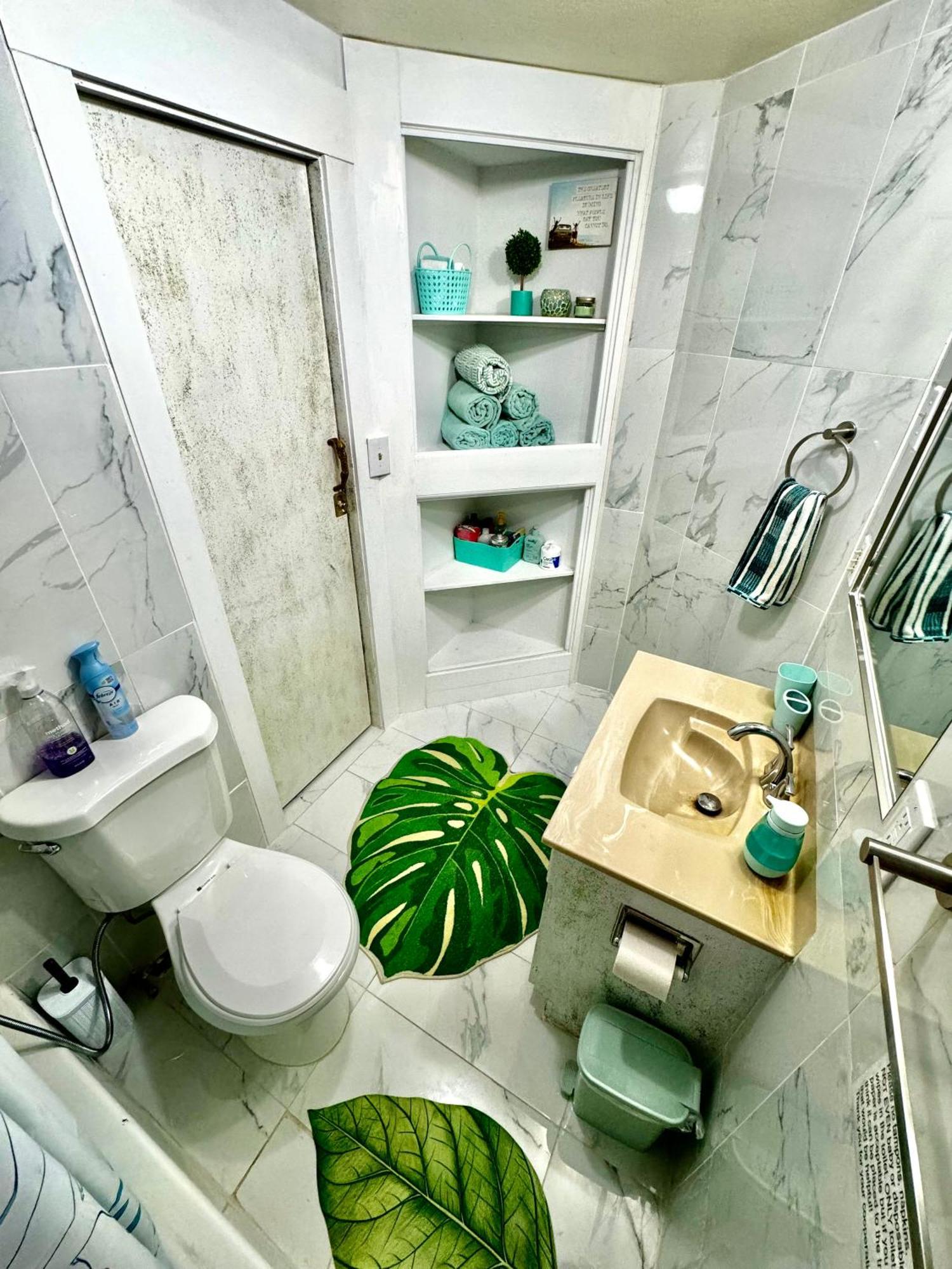 Hébergement de vacances With 2 Bedrooms A King Bed Queen Bed And An Extra Sofa Bed Located 10 Minutes From Seatac Airport And 20 Minutes From Downtown